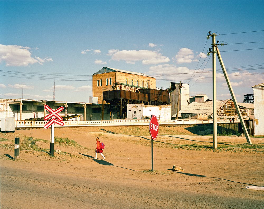 <p>As the largest of the towns along the North Aral Sea, Aral was also a light manufacturing hub based on sheep-grazing: A historical marker notes that in 1976 the city exported 5,000 metric tons of wool, 340 furs, 3,000 sheepskins, 1,500 pairs of woolen gloves and 1,200 pairs of woolen trousers.</p>
