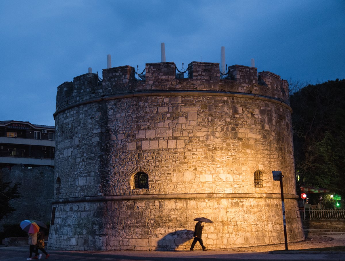 A Venetian tower in Durrës testifies to the city&#39;s checkered, contested history.