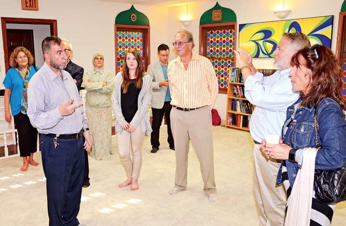 Forum attendees received a tour of the “Mother Mosque of America,” built in 1934 in Cedar Rapids, Iowa, by immigrants from what is now Syria and Lebanon. Although not the first mosque built in the US, it is the oldest standing mosque; its proximity to Elkader, 130 kilometers away, is coincidental. 