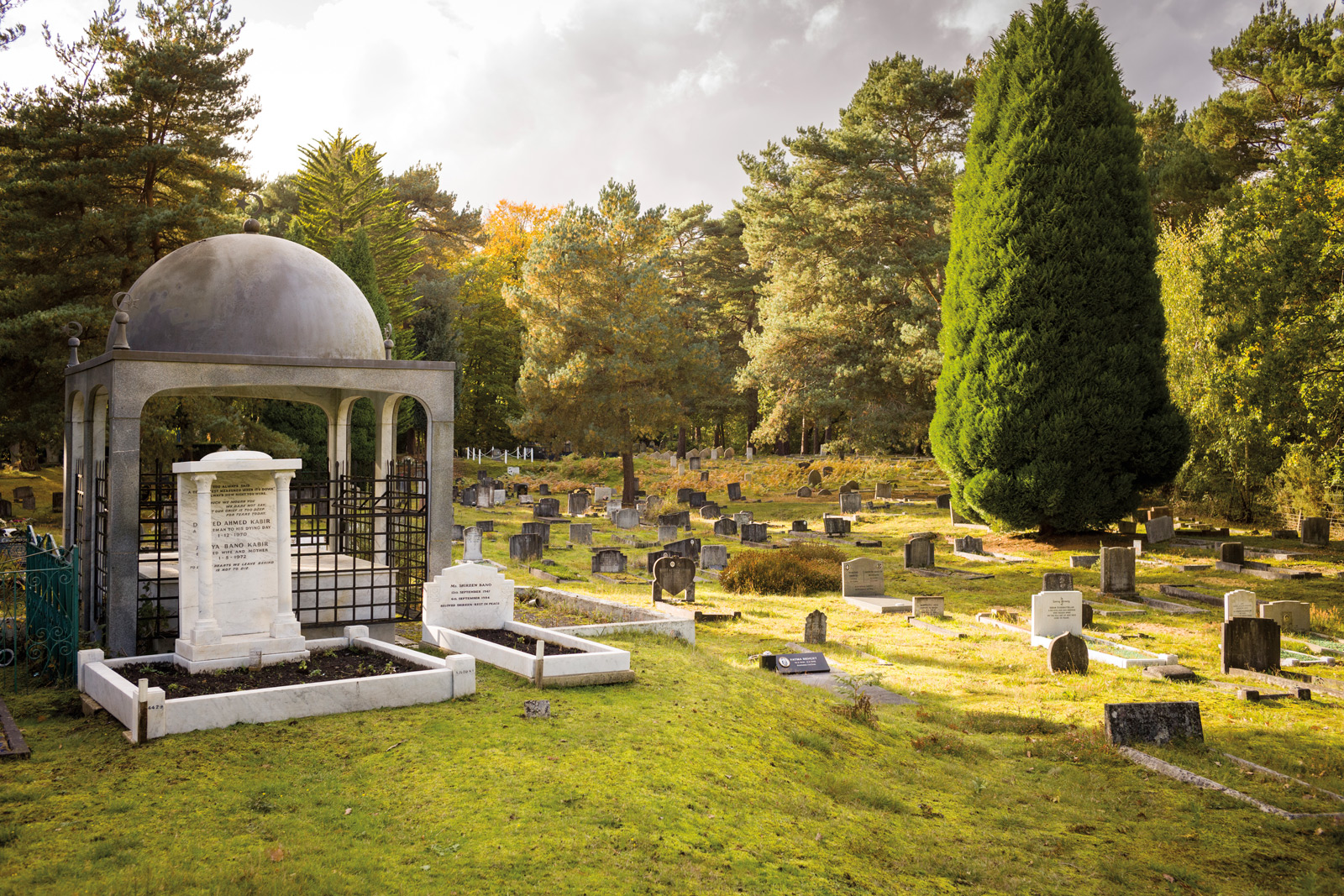 Also a focus of the Muslim Heritage Trails, Britain’s first Muslim cemetery was established in 1884 by Leitner, who named it The Muhammadan Cemetery. It is located in a section of Woking’s Brookwood Cemetery, the largest cemetery in Britain. Many of England’s prominent Muslims are buried here, including Muhammad Marmaduke Pickthall, William Quilliam, Rowland Allanson-Winn, Idries Shah and Zaha Hadid.