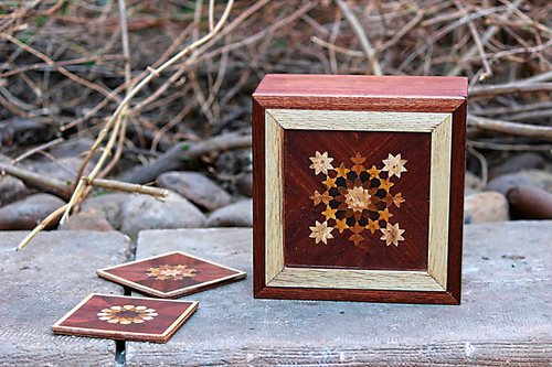 Among the Design Hub’s inaugural collection were, top, “Muzhir Tea Box,” by Nesreen Sharara, who used materials and a pattern inspired by the minbar of Abu Bakr Mazhar (see opposite, lower). “Lajin Tray,” above, by Hana al-Masry, uses a star and arabesque from the minbar of Sultan Lajin. right Tuhfajji (traditional carpenter) Sabry Saber made “Mu’ayyad Table” with a 12-point design found along the balustrade of the minbar of Sultan al-Mu’ayyad Shaykh.